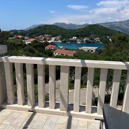 Apartmani Luka Zrnovo Bagian luar foto