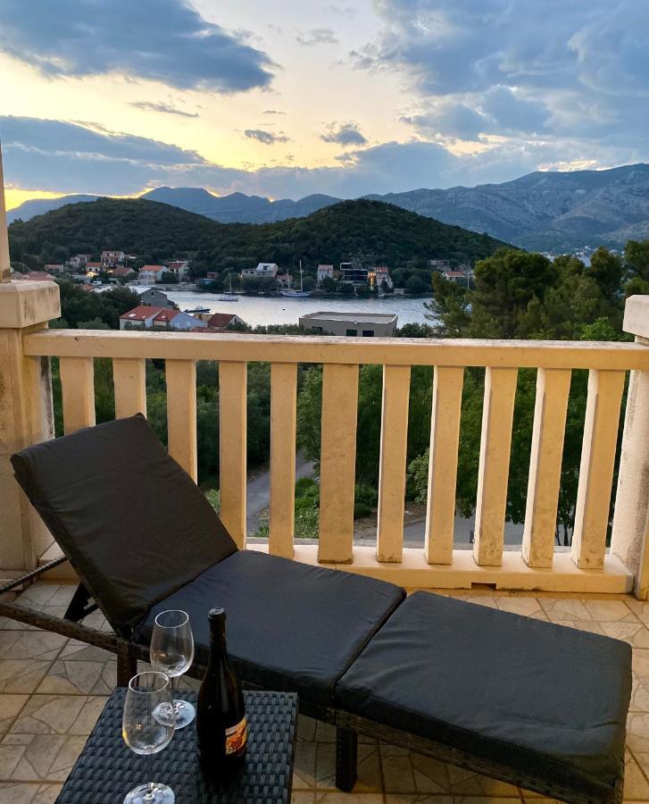 Apartmani Luka Zrnovo Bagian luar foto