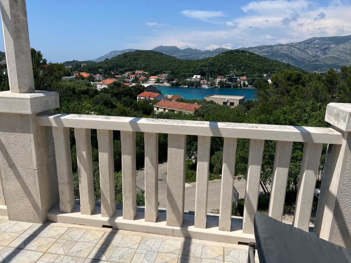 Apartmani Luka Zrnovo Bagian luar foto